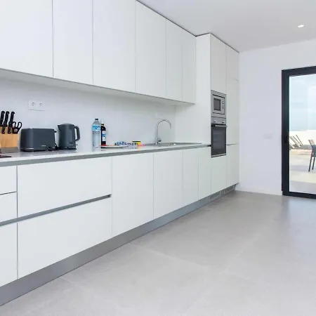 Panoramic N - Rooftop Pool & Sea View & Garage & Bbq Apartment Albufeira