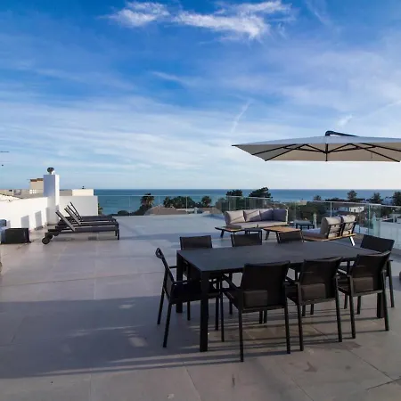 Apartment Panoramic N - Rooftop Pool & Sea View & Garage & Bbq