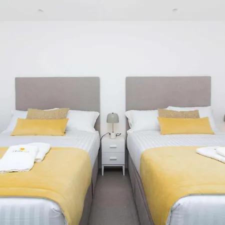 Apartment Panoramic N - Rooftop Pool & Sea View & Garage & Bbq *