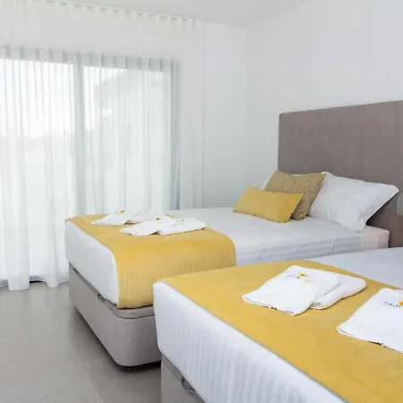 Panoramic N - Rooftop Pool & Sea View & Garage & Bbq